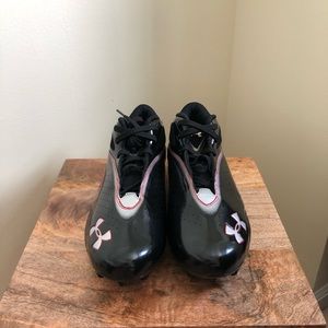 Under Armour black/silver w/ red trim cleats size 13.5